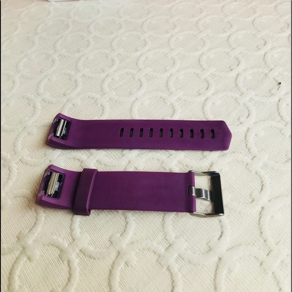 Fitbit Charge 2 Plum Classic Silicone Band - Picture 5 of 7